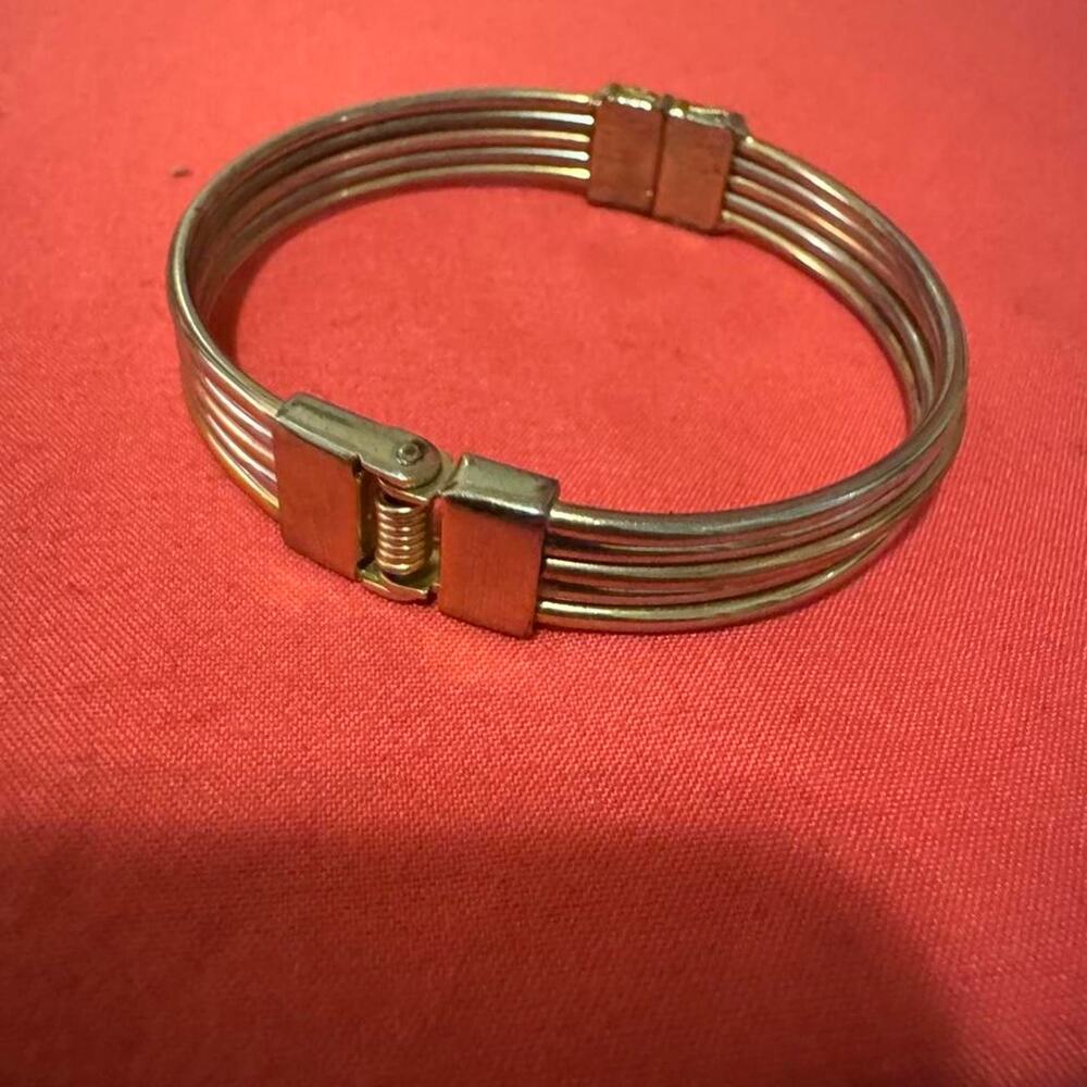 Vintage 70s/80s Clamper spring loaded Bracelet Silver/Copper toned